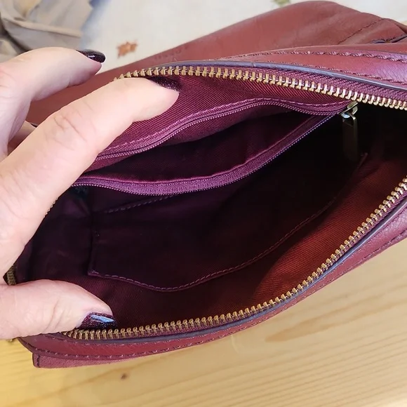 Fossil Aria Cabernet Small Crossbody Shoulder Bag - Picture 11 of 17